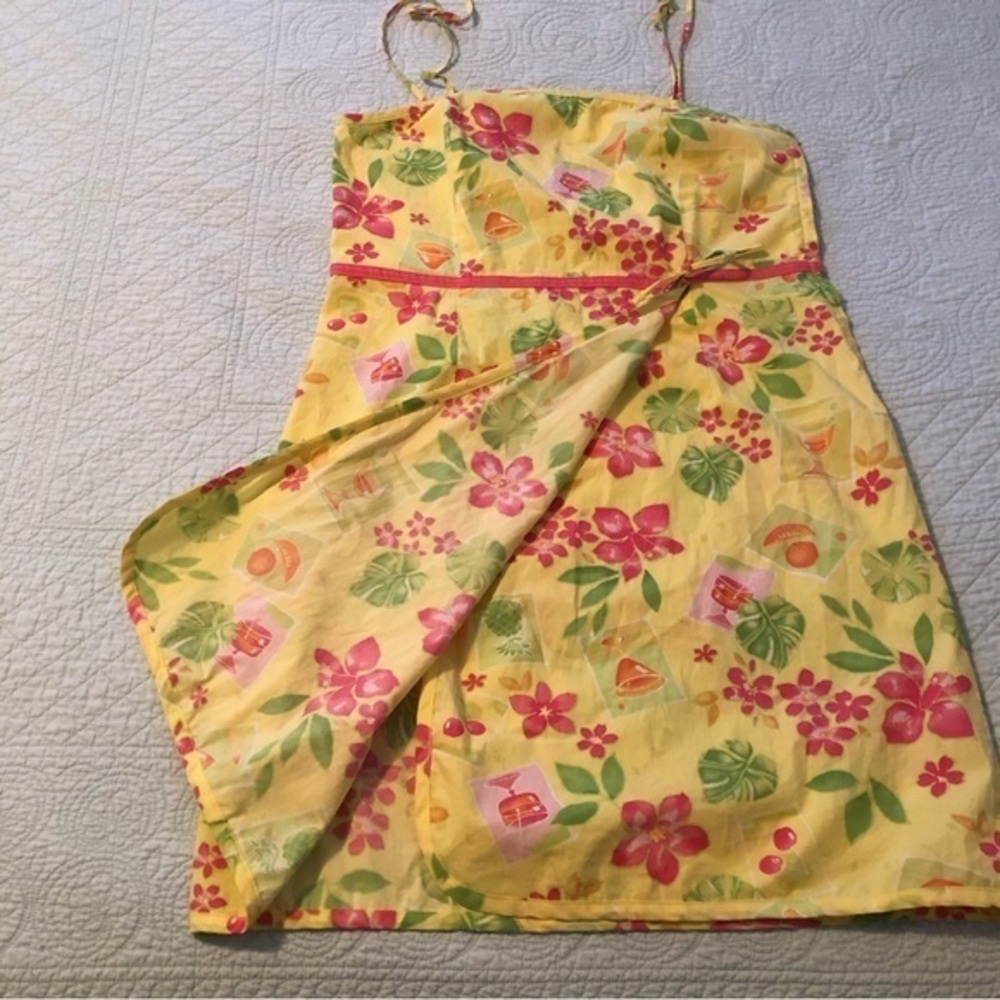 Tahiti Reef Club tropical floral spaghetti strap dress.Size large.